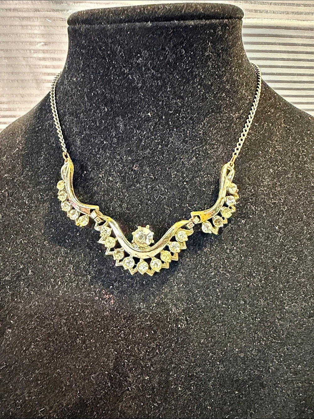Crystal Statement Necklace in Silver